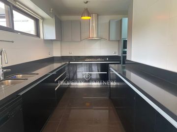 Piedra Roja,  excelente casa mediterránea en condominio consolidado