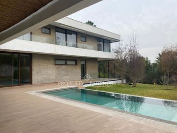 Piedra Roja,  excelente casa mediterránea en condominio consolidado