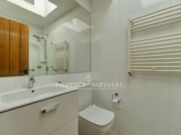 Casa con gran jardín plano en Condominio Lomas de la Dehesa