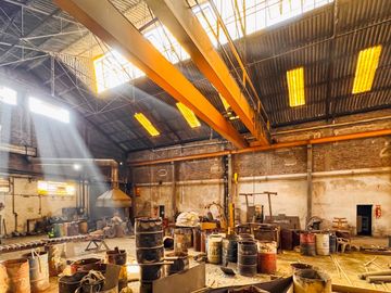 VENTA GALPON INDUSTRIAL LANUS TERRENO 8500m2 Y FABRICA 2600m2, en BLOQUE o SEPARADO