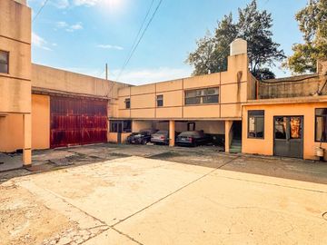 VENTA GALPON INDUSTRIAL LANUS TERRENO 8500m2 Y FABRICA 2600m2, en BLOQUE o SEPARADO