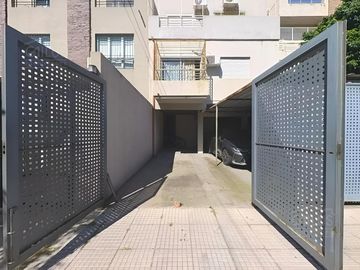Cochera en Venta en Villa Pueyrredón (Terrada al 4200)