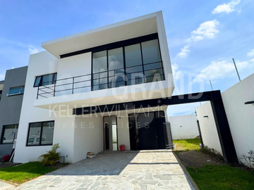 Casa en venta de Los Pinos Campestre cerca de Bugambilias  Tipo de listado: List