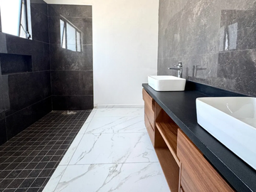 Casa en venta de Los Pinos Campestre cerca de Bugambilias  Tipo de listado: List