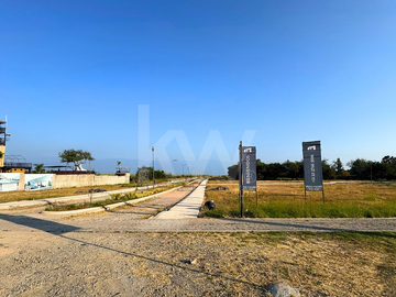 Terrenos Comerciales en Venta a pie de Carretera y frente al Lago de Chapala