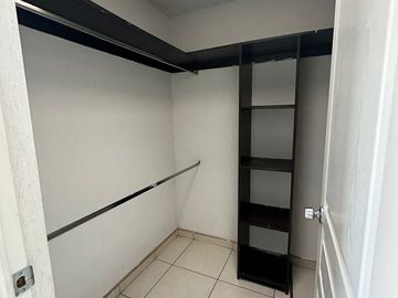 Casa Habitación en Venta en Residencial Valle del Sur, Tlaquepaque