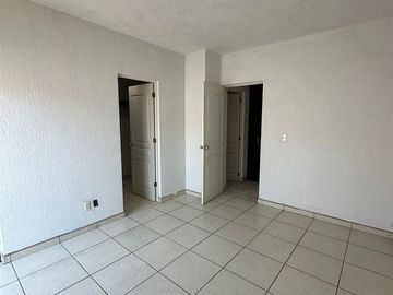 Casa Habitación en Venta en Residencial Valle del Sur, Tlaquepaque