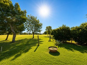 VENTA CASA DE CATEGORÍA CON FONDO AL GOLF EN HARAS DE SANTA MARÍA