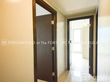 2 Bedroom Condo for sale at Uptown Arts Residence