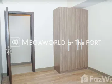 2 Bedroom Condo for sale at Park McKinley West
