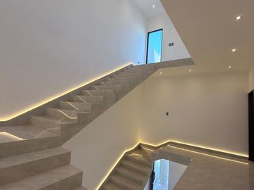CASA EN VENTA CUMBRES ELITE PREMIER PRIVADA EVEREST