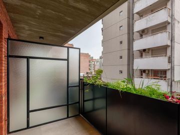 Departamento venta barrio centro monoambiente con balcón y comodidades