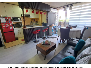 DEPARTAMENTO CON BALCÓN Y AIRE ACONDICIONADO