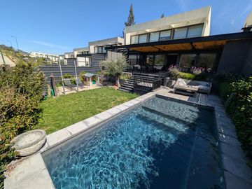 Casa en arriendo  en LO BARNECHEA