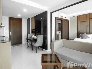 Studio Condo for sale at Mida Grande Resort Condominiums