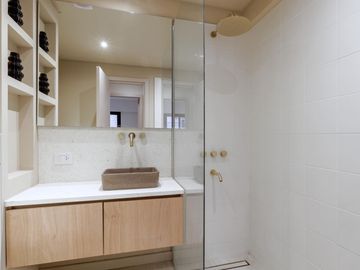 Departamento venta Macrocentro 3 dormitorios con balcón con parrillero amenities pileta y quincho