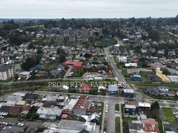 Se vende terreno esquina a pocas cuadras del centro de Puerto Varas