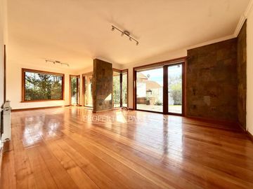 El Venado casa en amplio terreno