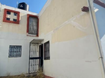 VENTA de casa en la col. Héroes Republicanos