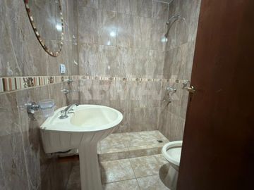 VENTA DE CASA 2 DORMITORIOS EN LA CASONA PLOTTIER