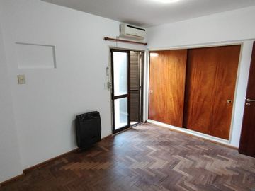 Alquiler departamento M. Rosas 180 Edif. Comahue