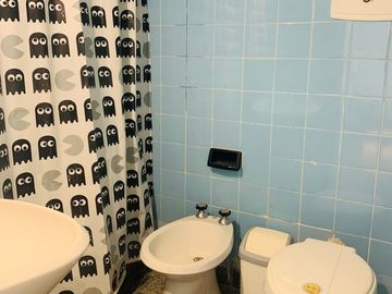Departamento de 2 ambientes en Flores centro