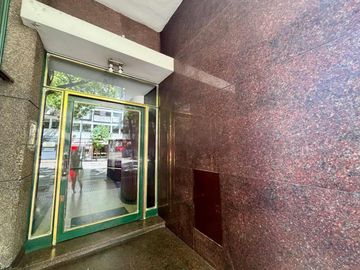 VENTA DEPTO TRES AMBIENTES RECOLETA LUMINOSO REFAC