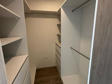 Vendo Departamento de Estreno en Miraflores