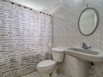 Casa en venta con gran potencial de inversión – Jardines del Sur