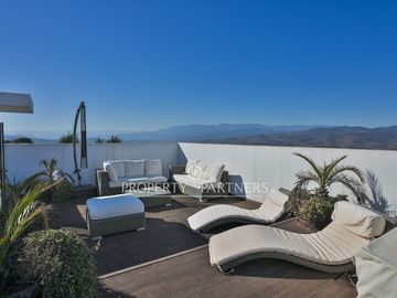 Exclusivo Departamento en Costa Cachagua con Vista Insuperable al Mar