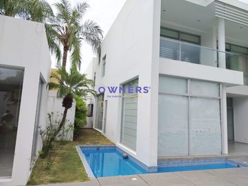 VENTA CASA DE LUJO EN EL SECTOR MAS EXCLUSIVO VIA A LA COSTA (AA)