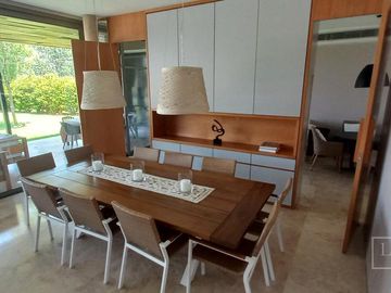 Casa a la laguna en Albanueva con amarra (Opcional) 4 dormitorios play dep orientacion oeste