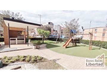 ARRIENDO APTO CON BALCON + PARQUEADERO — Gran Granada, Engativá