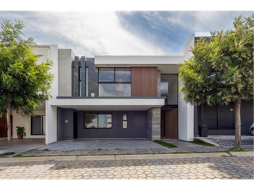 Casa en venta – Parque Sofía Lomas de Angelópolis  2