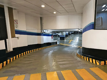 Oficinas en Renta — Torre Omega, Campos Elíseos