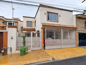 CASA EN VENTA  SAN JERÓNIMO MTY