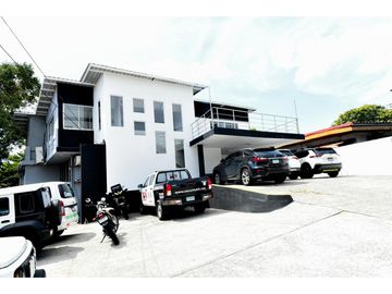 Se Alquila Edificio Comercial en Urb. Los Angeles (LM)