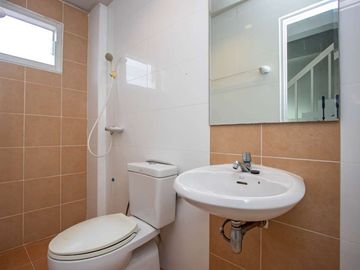 Prime Commercial Property in Sansai – Ideal Business Opportunity!