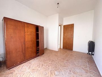 Venta casa interna, 3 hab-2 patios