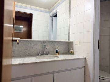 Alquiler Microcentro Oficina 240m 3 cocheras