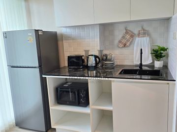 Sea View condo for sale at Lumpini Seaview Jomtien, Pattaya.