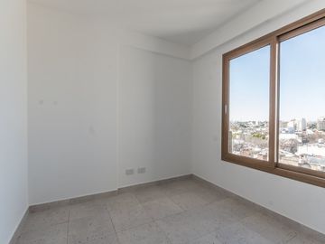 VTA Departamento 3 Ambientes al Frente – Villa Pueyrredón| PISO 7 AL FRENTE CON VISTA ABIERTA Y LUZ.