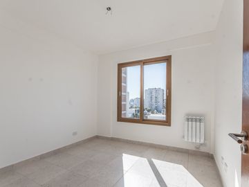 VTA Departamento 3 Ambientes al Frente – Villa Pueyrredón| PISO 7 AL FRENTE CON VISTA ABIERTA Y LUZ.