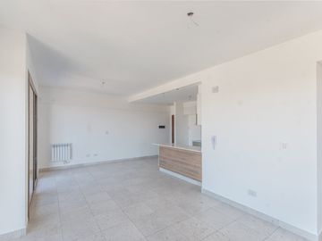 VTA Departamento 3 Ambientes al Frente – Villa Pueyrredón| PISO 7 AL FRENTE CON VISTA ABIERTA Y LUZ.