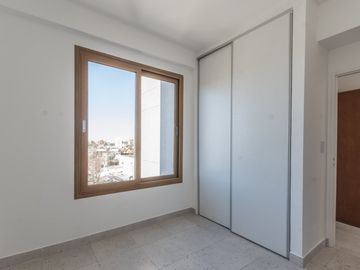 VTA Departamento 3 Ambientes al Frente – Villa Pueyrredón| PISO 7 AL FRENTE CON VISTA ABIERTA Y LUZ.