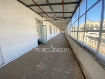 Importante oficina.  Piso completo 469 m2 en Paseo Ahumada.