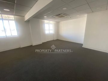 Importante oficina.  Piso completo 469 m2 en Paseo Ahumada.