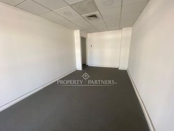 Importante oficina.  Piso completo 469 m2 en Paseo Ahumada.