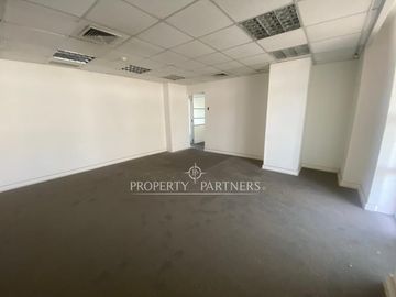 Importante oficina.  Piso completo 469 m2 en Paseo Ahumada.