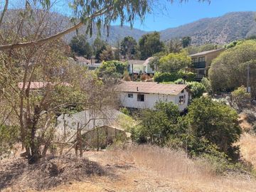 Terreno con 2 casas para remodelar en centro de Zapallar excelente ubicación